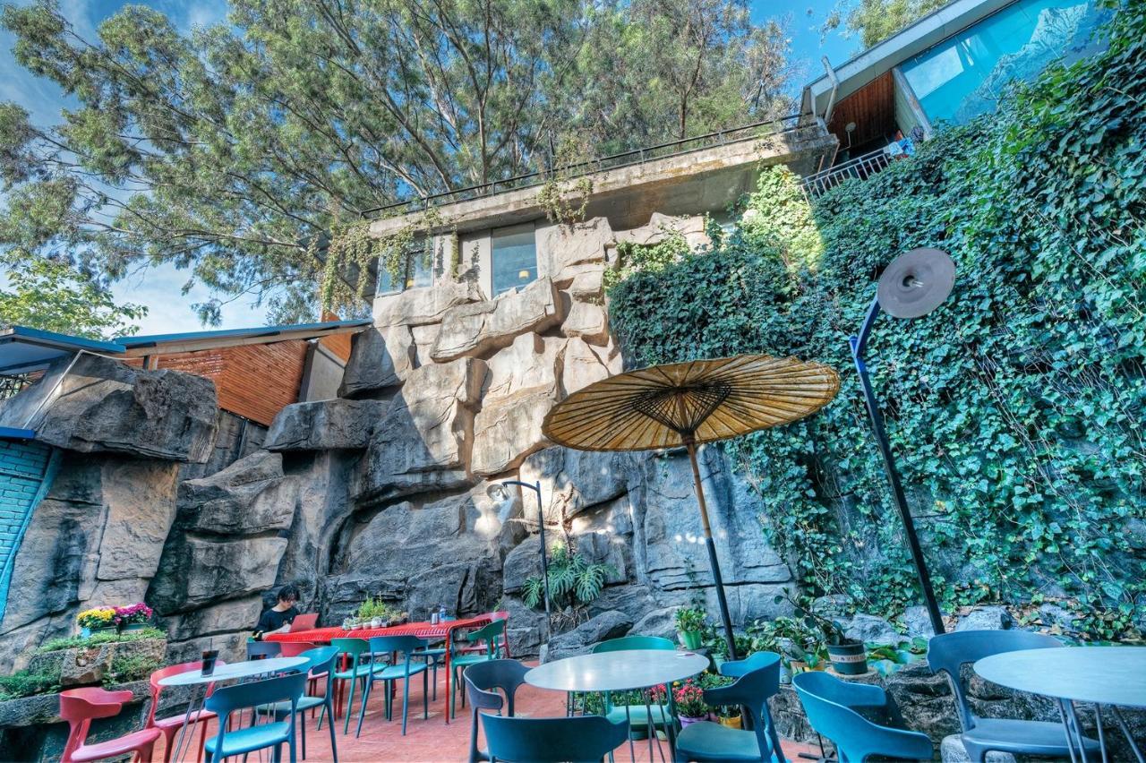 Kunming Upland International Youth Hostel Exterior foto
